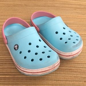CROCS Kids Sandals Turquoise Water Shoes Size J2